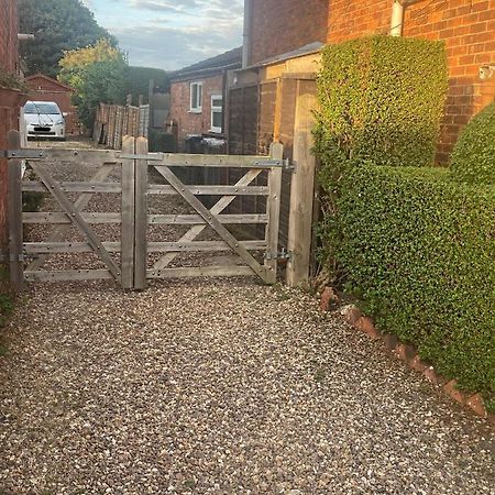 The Coach House By The Sea Villa Mablethorpe Bagian luar foto